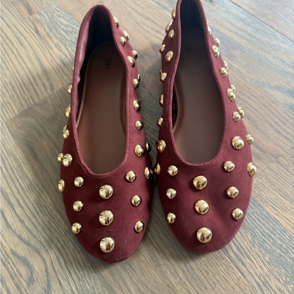 Zara Maroon Flats with Gold Studs